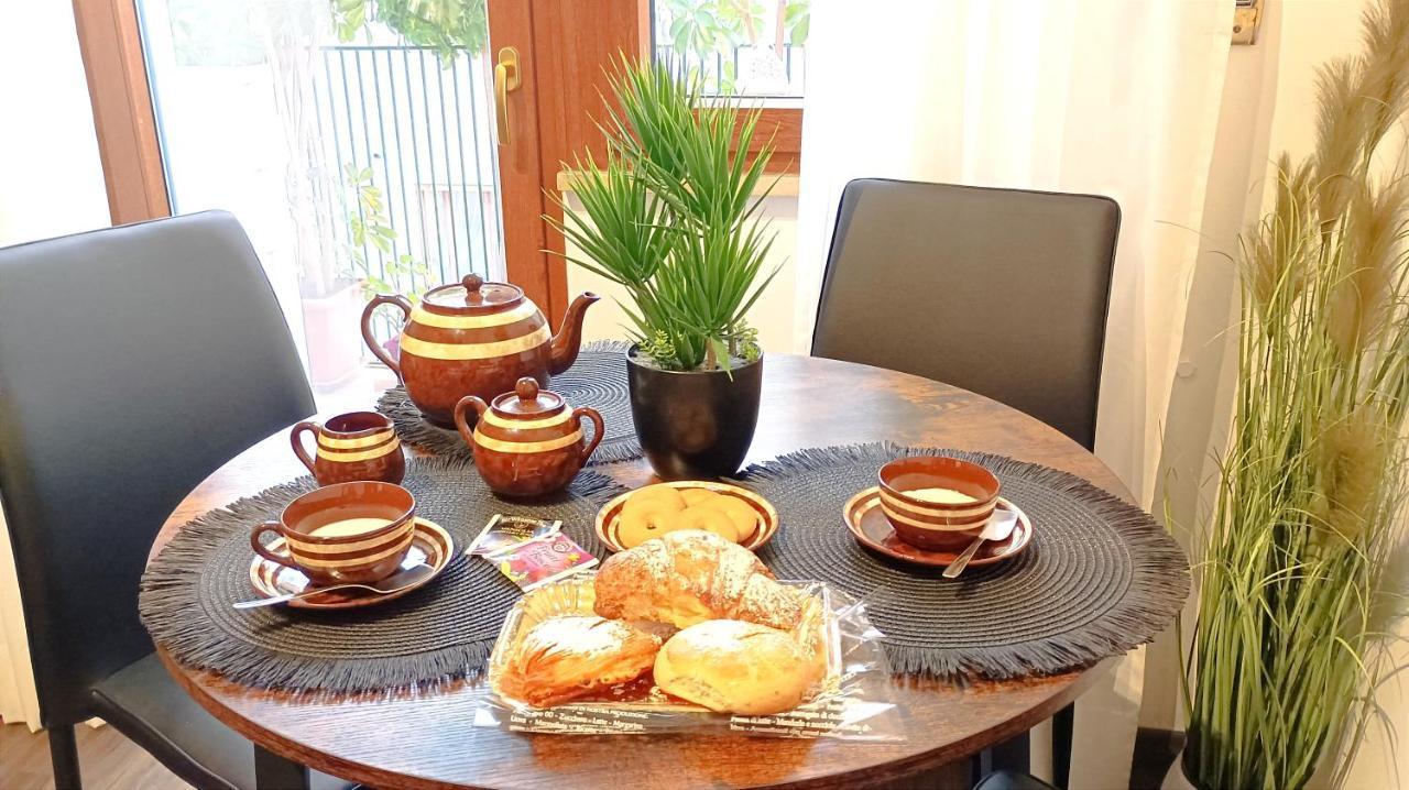 Suite Mirella Napoli Ngoại thất bức ảnh
